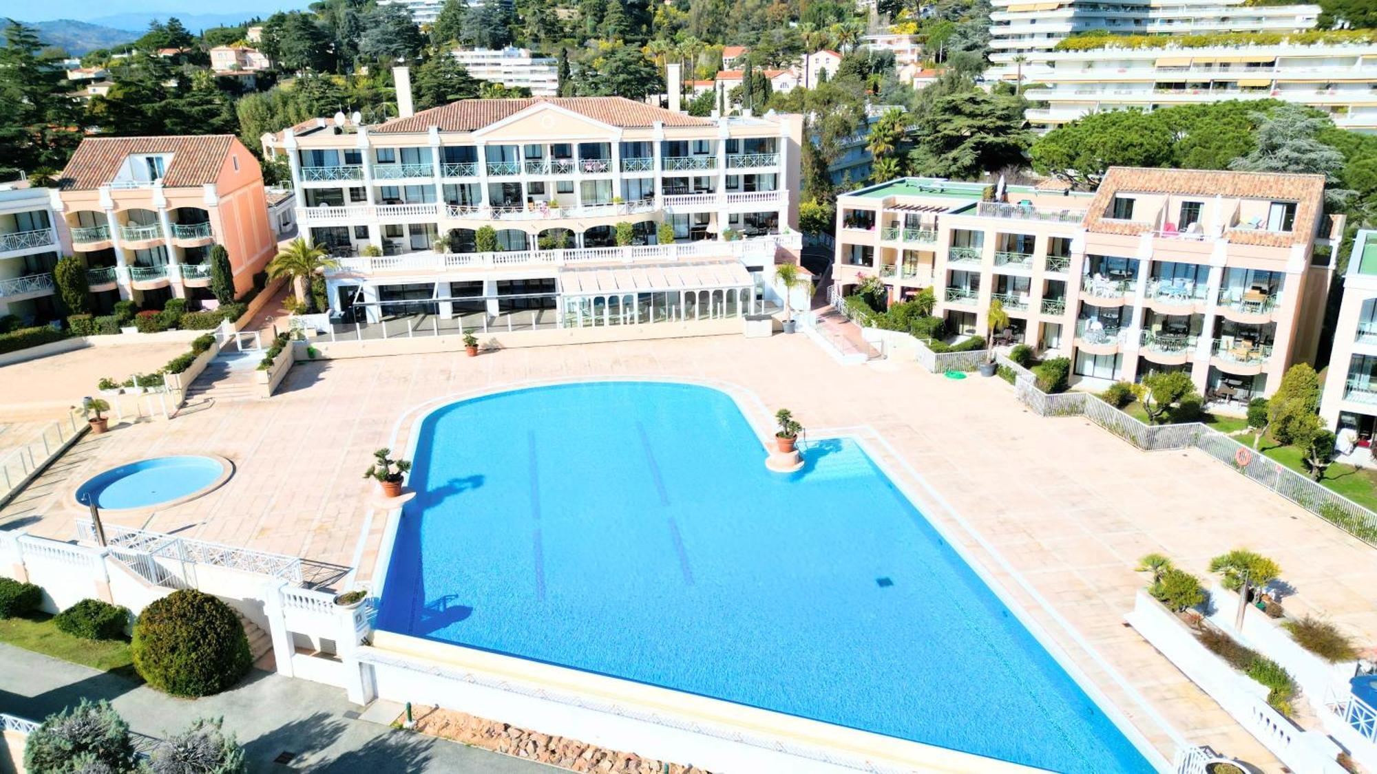 Appartement 0321, Piscine - Parking - Proche Plages - Palmazur Vacances Cannes Eksteriør billede