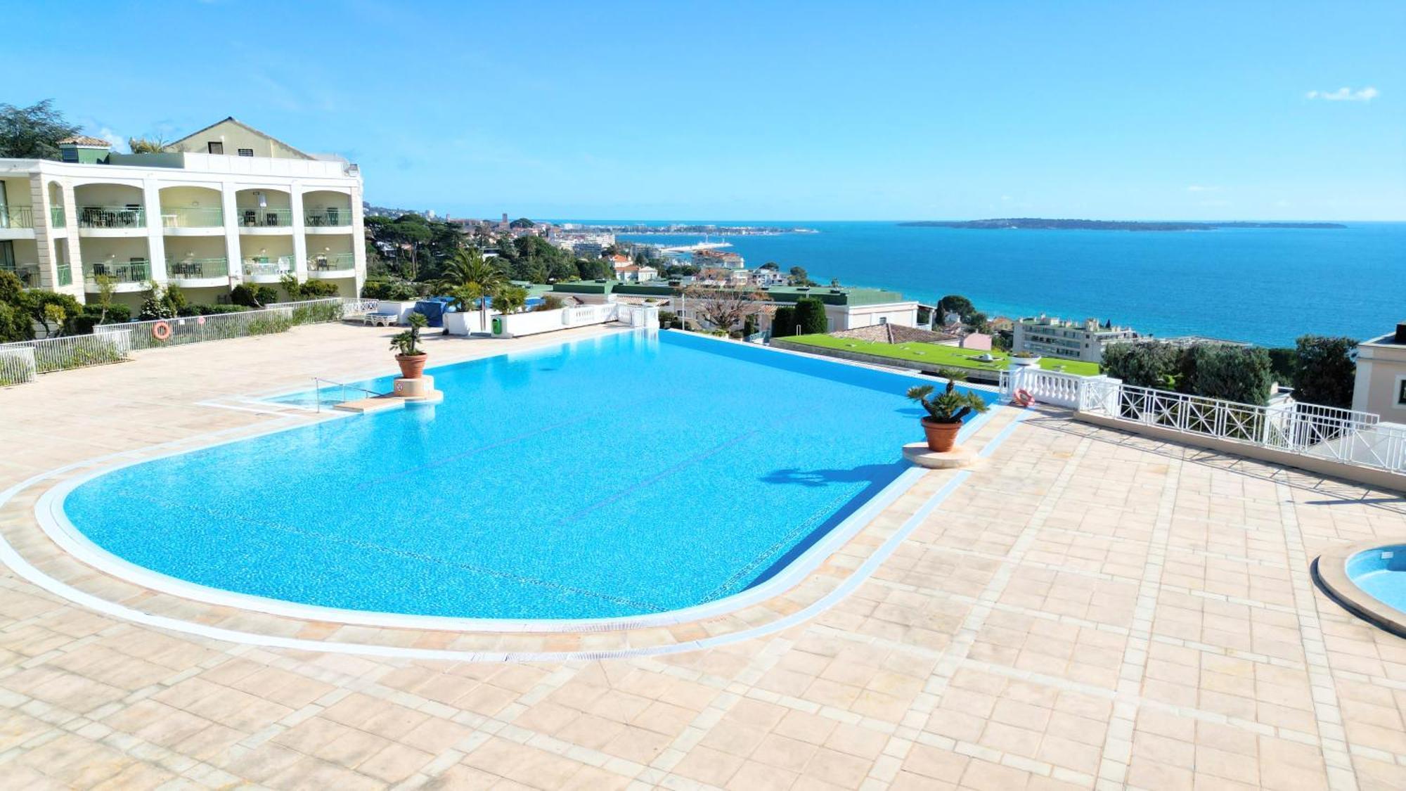 Appartement 0321, Piscine - Parking - Proche Plages - Palmazur Vacances Cannes Eksteriør billede